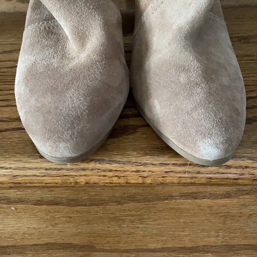 Aerosols Women’s Boots - Picture 2 of 6